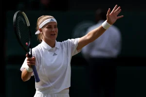 « Je tremble encore, c’est indescriptible » : Muchova après sa qualification en finale de Wimbledon