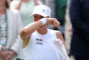 Kim Clijsters suggère qu&rsquo;Iga Swiatek pourrait être affectée par son &lsquo;obsession&rsquo; de retrouver son meilleur nive