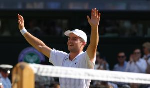 La sensation de Wimbledon, Arthur Fery, admet qu&rsquo;il pourrait se retrouver sous les projecteurs comme Emma Raducanu.