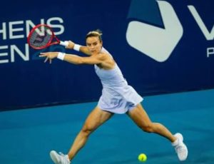 La star locale Maria Sakkari perd la finale après avoir laissé échapper son avance dans les deux sets