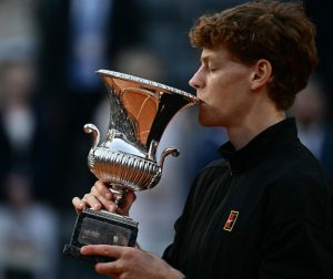 L&rsquo;ancien star du tennis Paolo Lorenzi révèle le secret de la domination de Jannik Sinner.