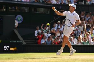Le Britannique Arthur Féry, 114e mondial et arrivé à Wimbledon en tant que wild-card, domine Flavio Cobolli et file en demi-finales