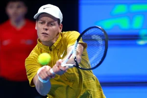 Le n°1 mondial est de retour : Sinner lance sa préparation pour l&rsquo;US Open