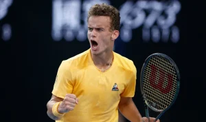 Luca Van Assche, premier titre ATP à Estoril : « J’ai beaucoup appris sur moi-même »