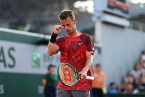 Luca Van Assche, qualifié à Estoril pour sa première demi-finale ATP après avoir battu Andrey Rublev : « Je suis sur le bon chemin »