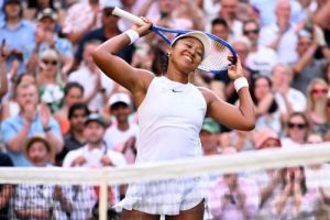 Nouvelle sensation à Wimbledon : Aryna Sabalenka, numéro 1 mondiale, tombe face à Naomi Osaka