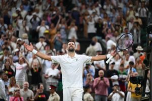 Novak Djokovic après sa victoire héroïque en quarts de finale de Wimbledon : « Heureux d&rsquo;avoir pris part à un nouveau match qui restera dans l&rsquo;histoire »