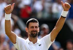 Novak Djokovic bat le record de victoires de tous les temps à Wimbledon de Roger Federer