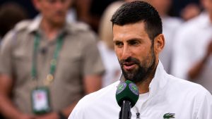 Novak Djokovic se rapproche de Roger Federer pour le record d&rsquo;âge élite
