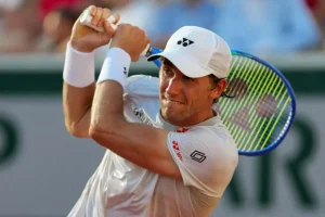 Ruud s’effondre à Gstaad après avoir mené 6-3, 4-2