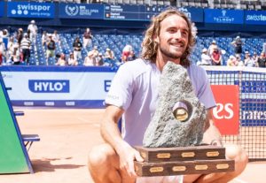 « Stefanos Tsitsipas, « béni », attribue sa victoire à « un destin » après avoir mis fin à sa disette de t
