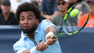 Tennis : « La victoire ou la défaite se jouent souvent sur des détails infimes »… Un tennisman français devient investisseur d&rsquo;une marque de cosmétiques
