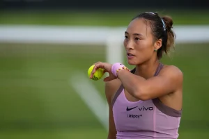 US Open : le scénario catastrophe se confirme pour Qinwen Zheng après sa défaite à Athènes