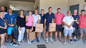 Un tournoi de tennis disputé sous la canicule