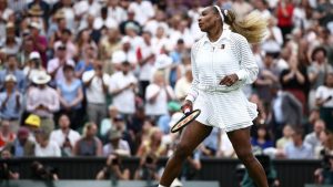 Venus Williams s&rsquo;enthousiasme pour le niveau de Serena Williams lors de son retour en simple à Wimbledon.