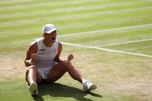Wimbledon 2026 : Swiatek souffre mais rejoint le deuxième tour après un combat contre Townsend
