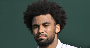 Wimbledon > Arthur Fils encore très cash : « Il y a des mecs, tu as l&rsquo;impression qu&rsquo;ils pensent qu&rsquo;ils vont gagner. Et il y en a d&rsquo;autres qui sont venus juste pour… Juste pour venir »