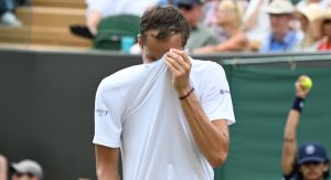 Wimbledon > Daniil Medvedev, après sa défaite au troisième tour : « Avant, même quand je perdais, je sentais que je pouvais trouver des solutions. Ce n’est pas tout à fait le cas actuellement »
