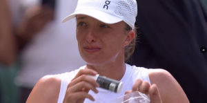 Wimbledon > Iga Swiatek, en larmes après sa victoire au 1er tour : « Je ne sais pas si je suis capable de parler »