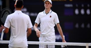 Wimbledon: Jannik Sinner se joue de Novak Djokovic et rencontrera Alexander Zverev en finale
