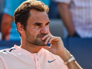 Wimbledon : L’image insolite de Roger Federer, presque seul au monde dans la Royal Box !