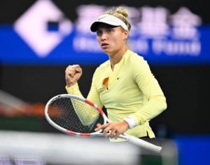 Yuliia Starodubtseva défend la présence de Kasatkina au mariage avec une déclaration émotive