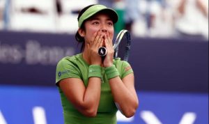 Alexandra Eala remporte son premier titre après l&rsquo;effondrement spectaculaire de Jessica Pegula
