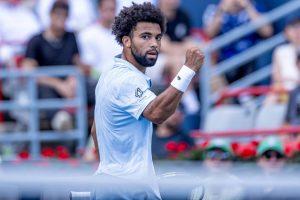 Arthur Fils s&rsquo;offre Alex de Minaur et rejoint les quarts de finale à Cincinnati
