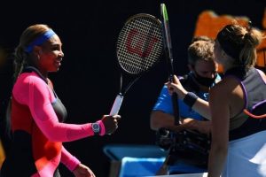 Aryna Sabalenka rend hommage à Serena Williams et Chris Evert dans sa quête d’un exploit à l’US Open