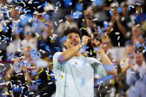 Ben Shelton reproduit l’exploit réalisé par Novak Djokovic il y a dix ans à l’Open du Canada