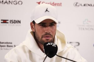 Carlos Alcaraz déclare forfait pour le Masters 1000 de Cincinnati et repousse encore sa reprise