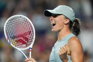 Cincinnati : le programme XXL de dimanche avec Swiatek, Sabalenka, Rybakina, Shelton et Auger-Aliassime