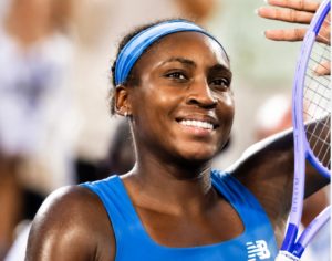 Coco Gauff balaie avec humour une question sur le plan de jeu de Sara Bejlek