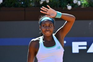 Coco Gauff bataille contre Ann Li mais se qualifie pour les huitièmes de finale du WTA 1000 de Cincinnati