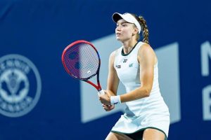 Elena Rybakina souligne l’importance d’une bonne récupération avant sa finale à Toronto face à Iga Świątek