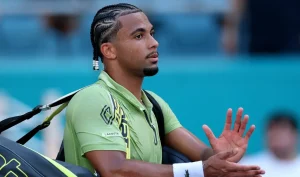 Fils réagit à la coiffure d’Alcaraz : « Il vaut mieux qu’il me laisse les tresses »