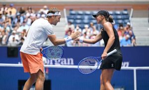 Iga Swiatek déclare que le double mixte à l&rsquo;US Open lui a apporté de la « fraîcheur » et de la joie.