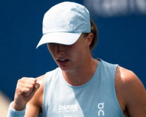 Iga Swiatek souligne la clé pour prendre sa revanche contre Marta Kostyuk après sa défaite à Roland-Garros.