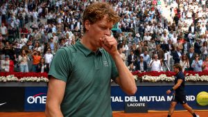 Jannik Sinner invité à se dévoiler davantage en dehors du tennis