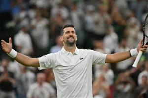 Kafelnikov s&rsquo;oppose fermement à l&rsquo;idée de Djokovic : « C&rsquo;est absurde ! »