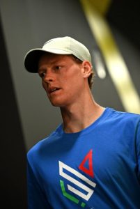 La directrice de l&rsquo;Open du Canada révèle si elle a parlé à Sinner ou à Djokovic.