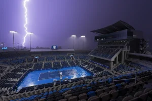 La pluie s&rsquo;abat sur Cincinnati et stoppe les huitièmes de finale de Zverev, Fils et Anisimova
