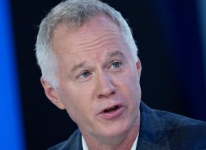 Patrick McEnroe pronostique le vainqueur de l’US Open, tandis que John livre son pronostic sur Djokovic