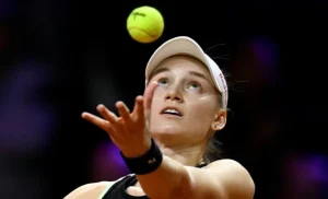 Plus de 300 aces pour Rybakina : « Peu importe qui se trouve de l’autre côté du filet »