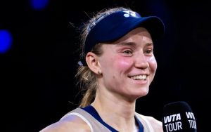 Pourquoi Elena Rybakina ne veut pas penser à la place de n°1 mondiale