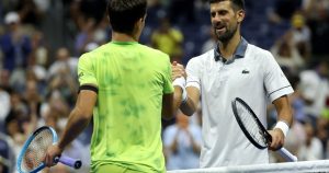 Sensation à l&rsquo;US Open: Djokovic éliminé d&rsquo;entrée, une première en Grand Chelem depuis 20 ans