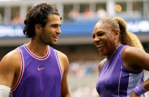 Serena Williams et Carlos Alcaraz plaisantent en disant qu’ils ont « tied » en double mixte à l’US Open