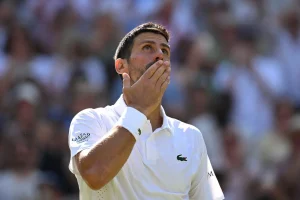 Steve Johnson rassure après la défaite de Djokovic : « Je préfère qu’il souffre ici qu&rsquo;à New York »