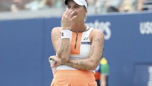 Tennis : « Il y a une c***asse de l&rsquo;antidopage qui sonne chez moi ! » Une ancienne vainqueure en Grand Chelem suspendue quatre ans pour avoir esquivé un contrôle après s&rsquo;être trahie dans ses messages