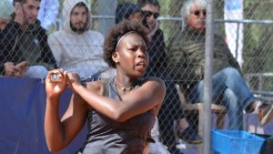 Tennis : avec un nouveau succès en deux manches, la Blagnacaise Néhira Sanon triomphe à Roland-Garros lors du championnat de France 17-18 ans